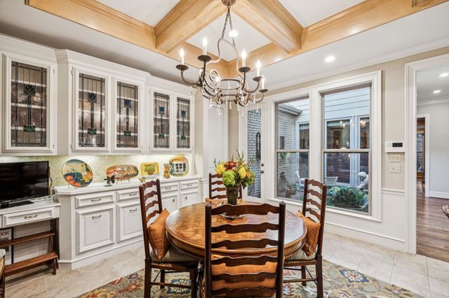 3 Glenmeadow Court, Dallas, TX 75225