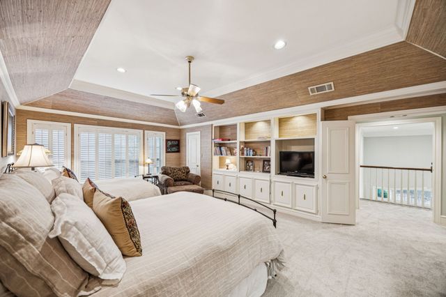 3 Glenmeadow Court, Dallas, TX 75225