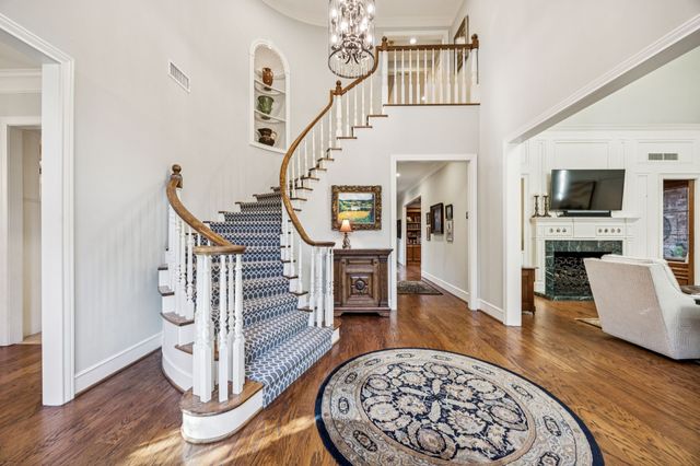 3 Glenmeadow Court, Dallas, TX 75225