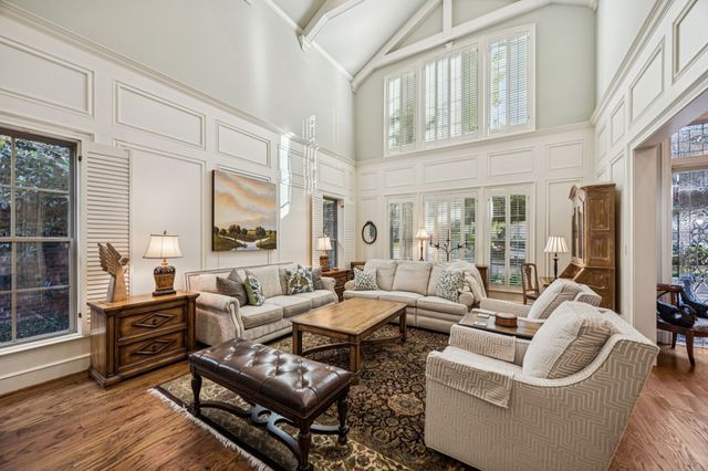 3 Glenmeadow Court, Dallas, TX 75225