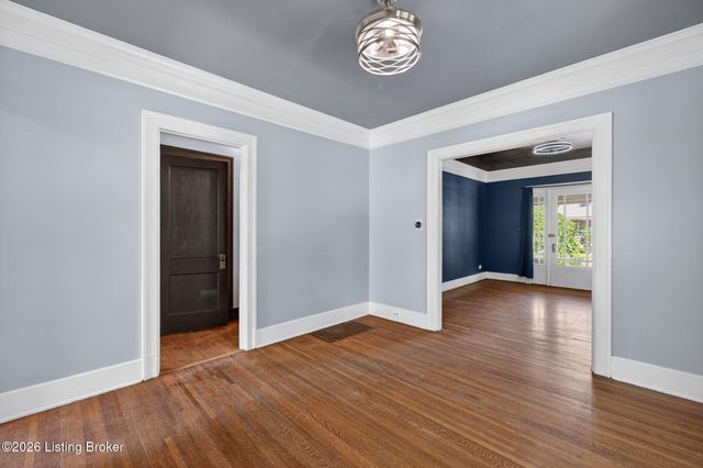2228 Eastview Ave, Louisville, KY 40205