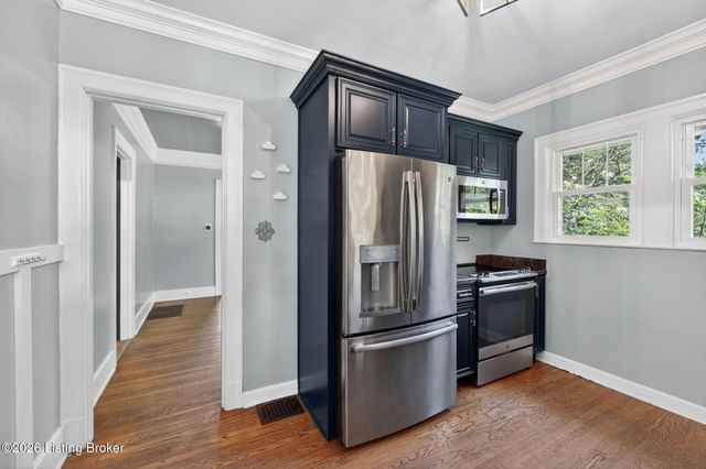 2228 Eastview Ave, Louisville, KY 40205