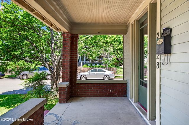 2228 Eastview Ave, Louisville, KY 40205