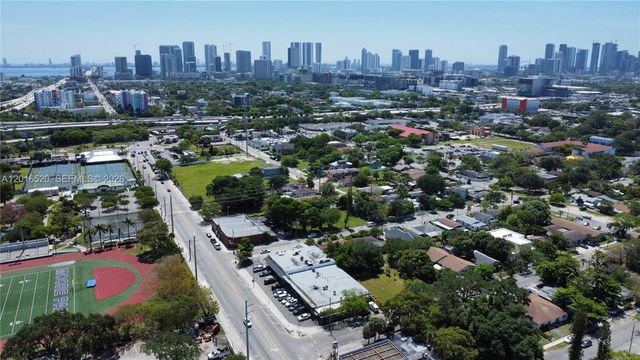 922 NW 36th st, Miami, FL 33127