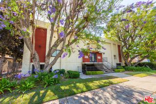 5848 Hazeltine Avenue 10, Van Nuys, CA 91401