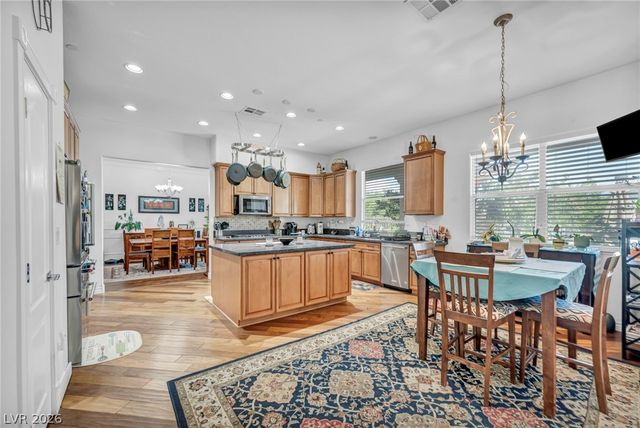 7008 Manzanares Drive, North Las Vegas, NV 89084