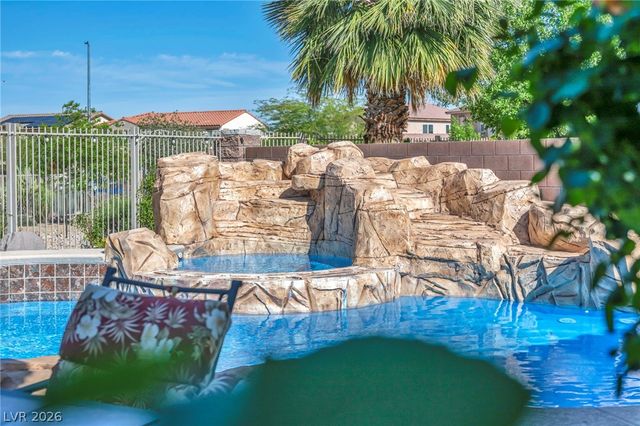 7008 Manzanares Drive, North Las Vegas, NV 89084