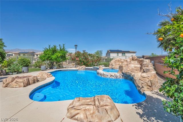 7008 Manzanares Drive, North Las Vegas, NV 89084
