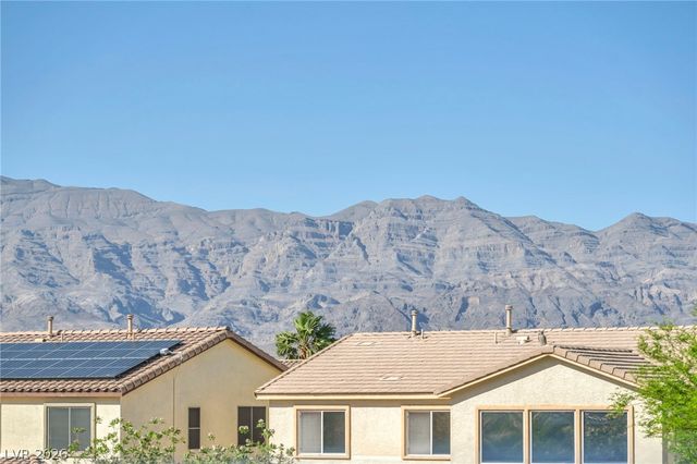 7008 Manzanares Drive, North Las Vegas, NV 89084