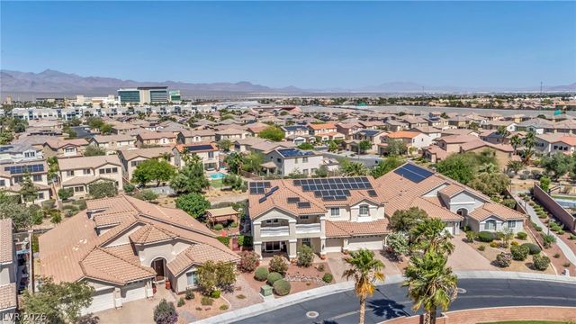 7008 Manzanares Drive, North Las Vegas, NV 89084