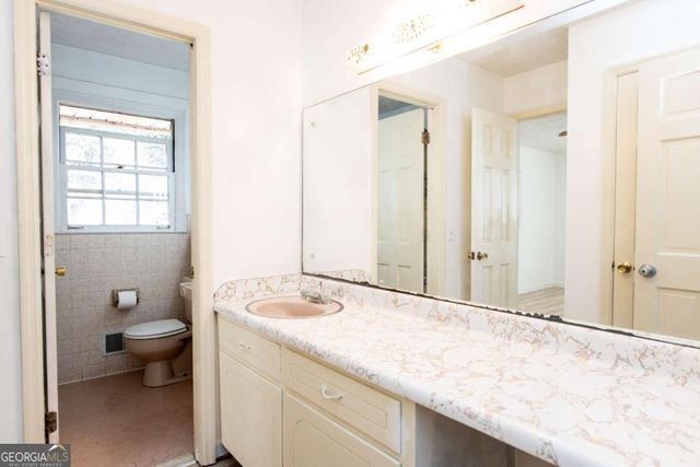 1310 Moores Ford Road, Bogart, GA 30622