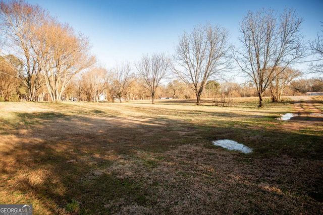 1310 Moores Ford Road, Bogart, GA 30622