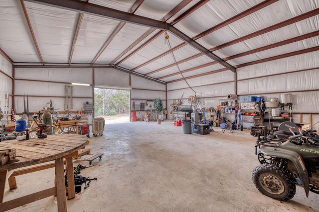 7152 Taylorsville RD, Dale, TX 78616