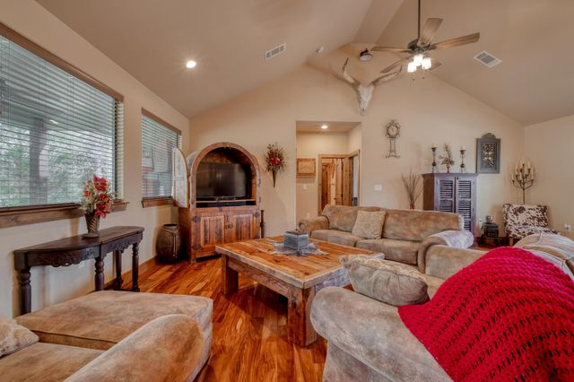 7152 Taylorsville RD, Dale, TX 78616