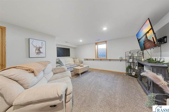 235 S Cedar Street, Belle Plaine, MN 56011