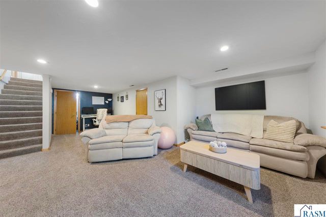 235 S Cedar Street, Belle Plaine, MN 56011