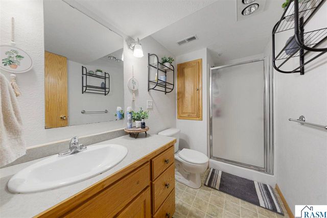 235 S Cedar Street, Belle Plaine, MN 56011