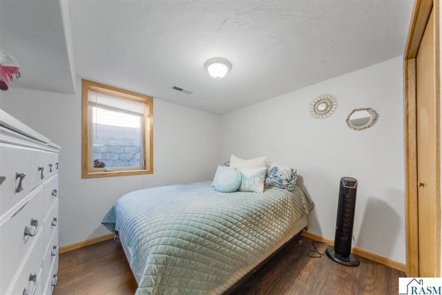 235 S Cedar Street, Belle Plaine, MN 56011