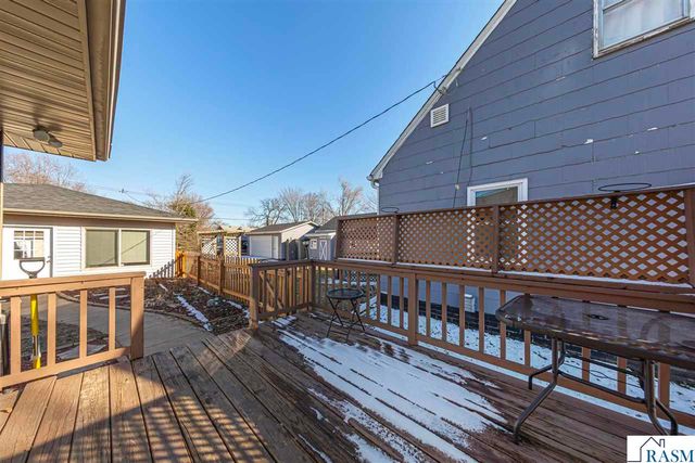 235 S Cedar Street, Belle Plaine, MN 56011