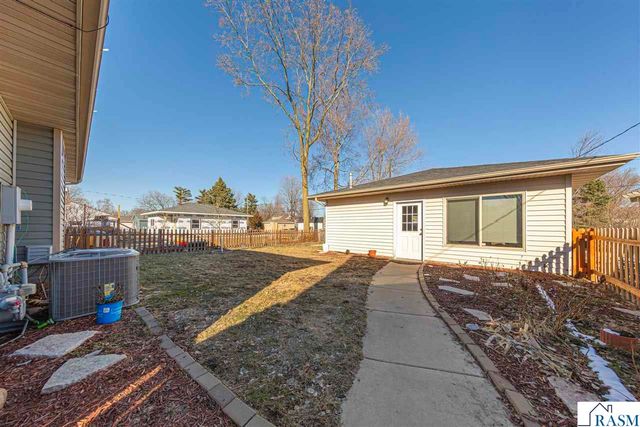 235 S Cedar Street, Belle Plaine, MN 56011