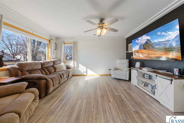 235 S Cedar Street, Belle Plaine, MN 56011