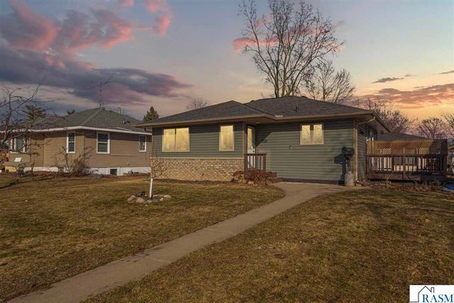 235 S Cedar Street, Belle Plaine, MN 56011