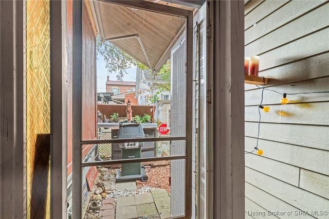 410 Mill Street, Madison, IN 47250