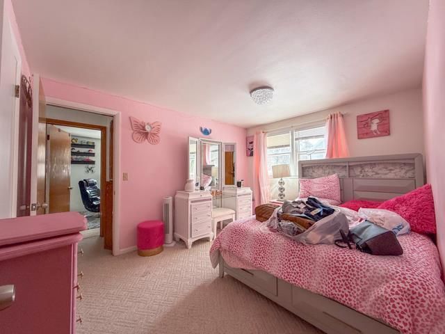 2220 DEER TRAIL, Green Bay, WI 54302