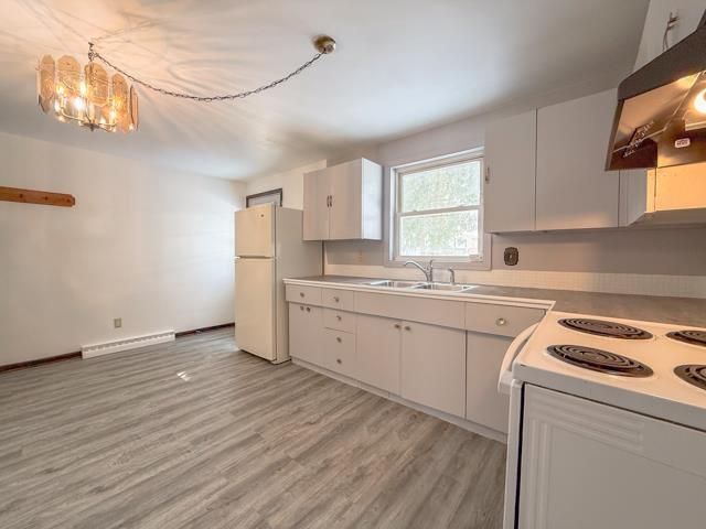 2220 DEER TRAIL, Green Bay, WI 54302