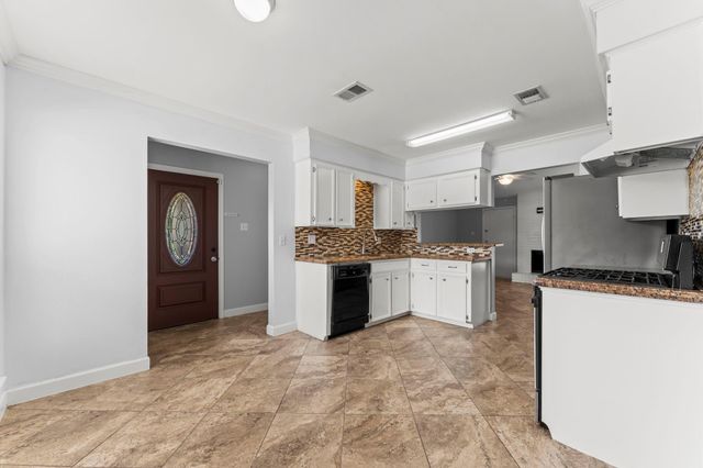 18703 Clover Glen Lane, Houston, TX 77084