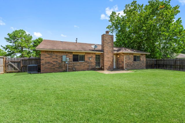 18703 Clover Glen Lane, Houston, TX 77084