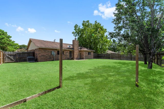 18703 Clover Glen Lane, Houston, TX 77084