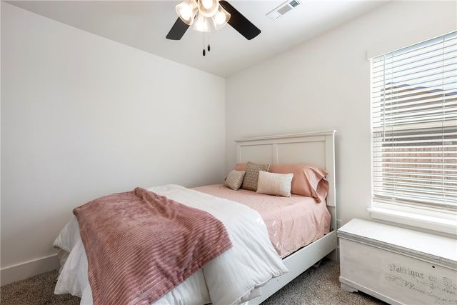 637 Lewis Street, Pea Ridge, AR 72751