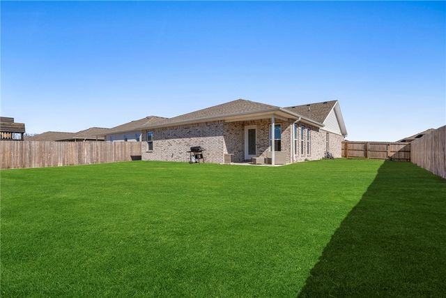 637 Lewis Street, Pea Ridge, AR 72751