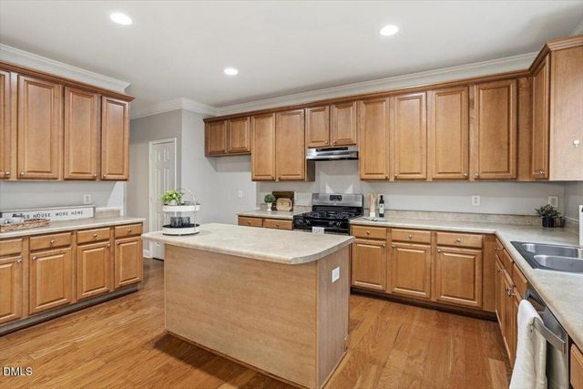 323 Northlands Drive, Cary, NC 27519