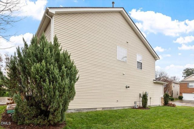 323 Northlands Drive, Cary, NC 27519