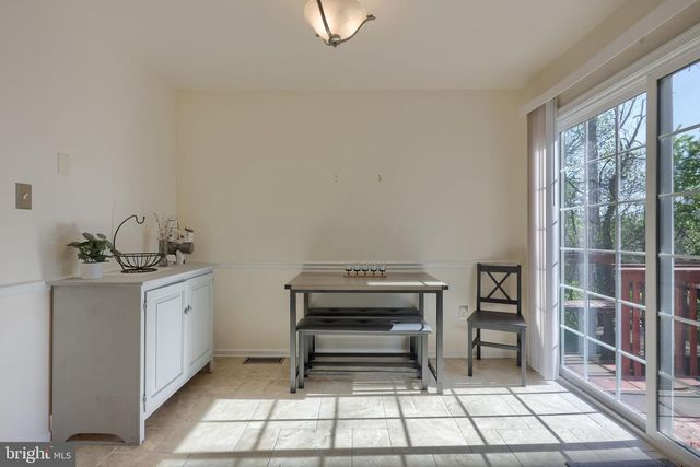 57 HORSESHOE DR, Douglassville, PA 19518