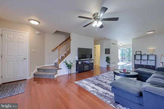 57 HORSESHOE DR, Douglassville, PA 19518