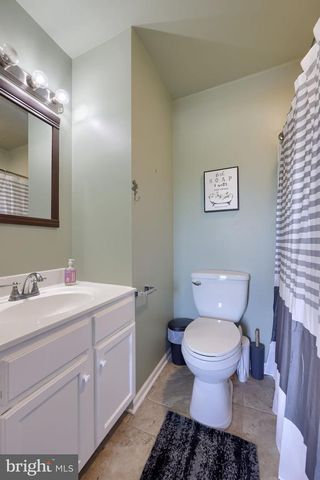 57 HORSESHOE DR, Douglassville, PA 19518