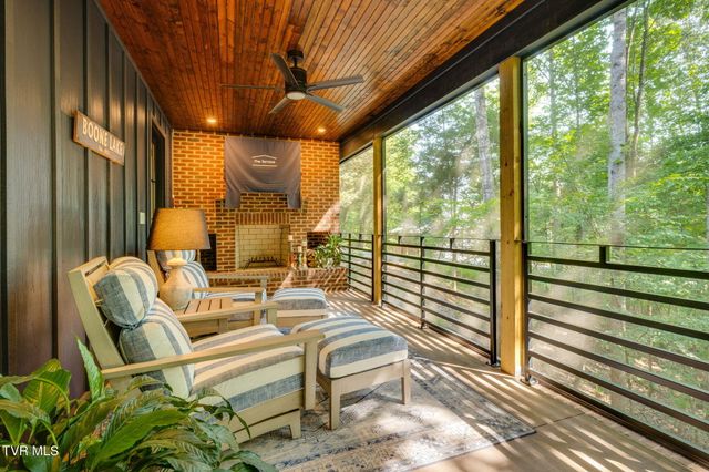 379 Hideaway Farm Road, Piney Flats, TN 37686