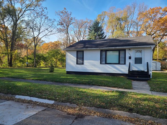 1264 Pavone Street, Benton Harbor City, MI 49022