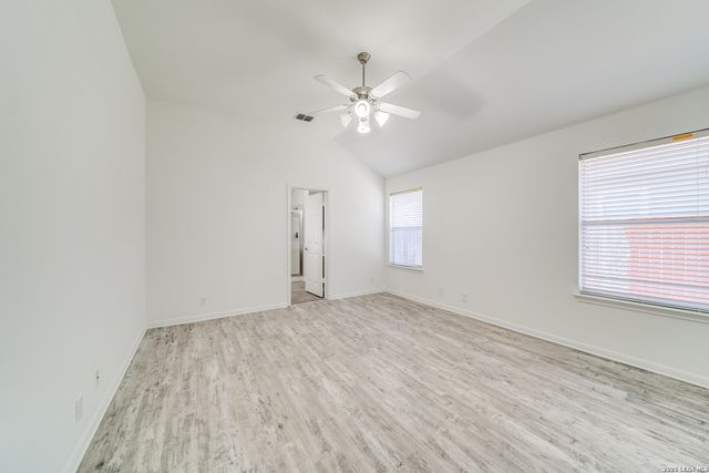 3301 ORTH AVE, Schertz, TX 78108