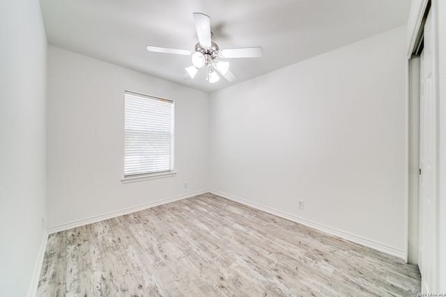 3301 ORTH AVE, Schertz, TX 78108