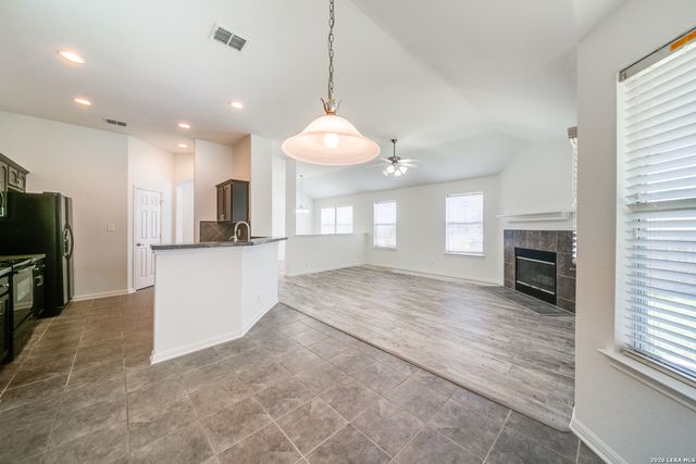 3301 ORTH AVE, Schertz, TX 78108