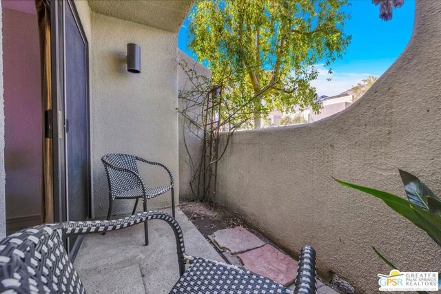 1150 E Amado Road 17A1, Palm Springs, CA 92262