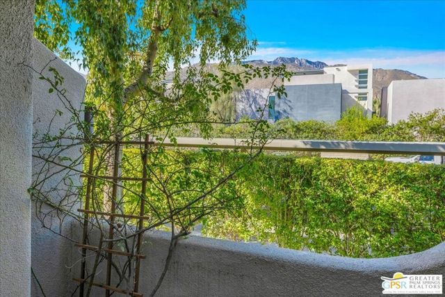 1150 E Amado Road 17A1, Palm Springs, CA 92262
