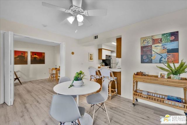 1150 E Amado Road 17A1, Palm Springs, CA 92262