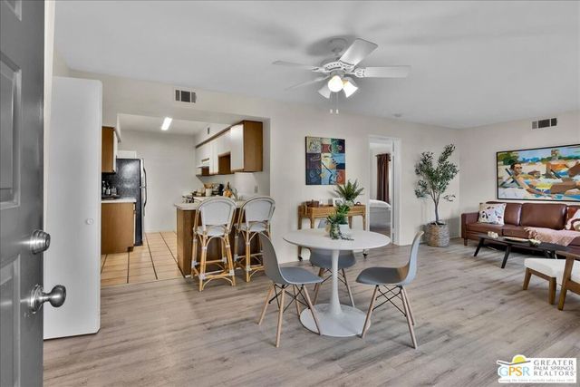 1150 E Amado Road 17A1, Palm Springs, CA 92262