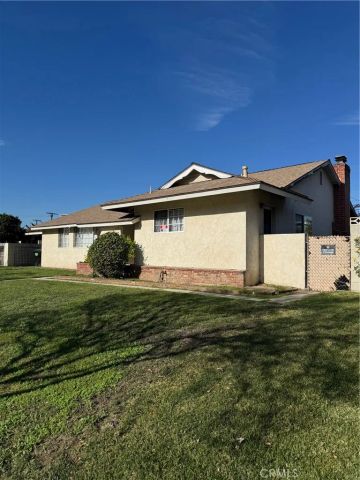 285 East McKinley Avenue, Pomona, CA 91767