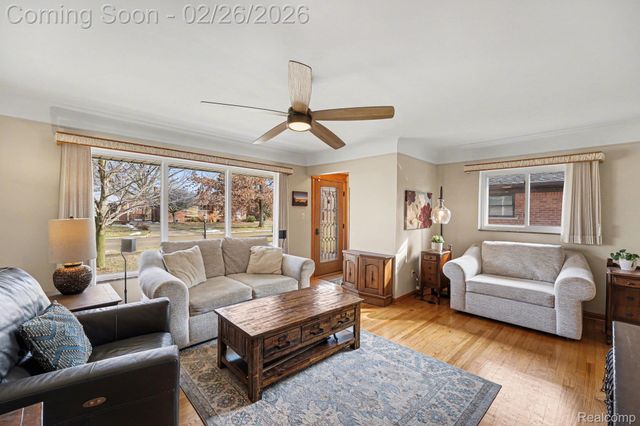 9001 Denne Street, Livonia, MI 48150